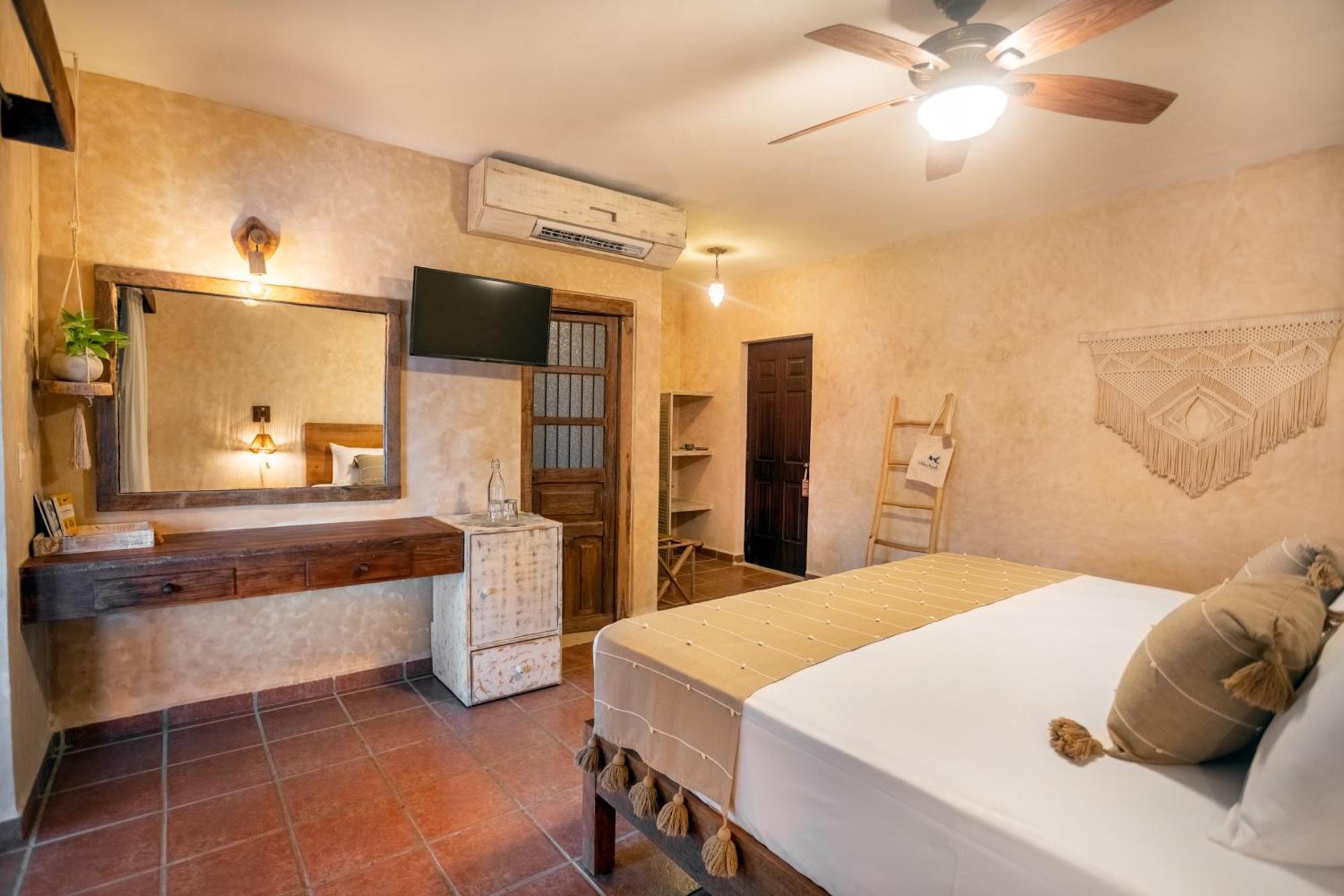 Colibri Hotel 4*